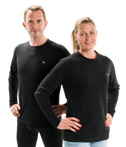 1600_Sweater-couple