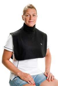 1800_Neck-Brace-with-polo-neck