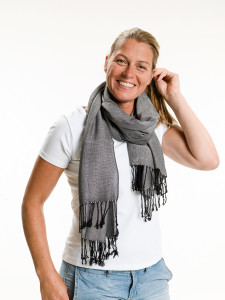 1840_Scarf-greyblack_v1b